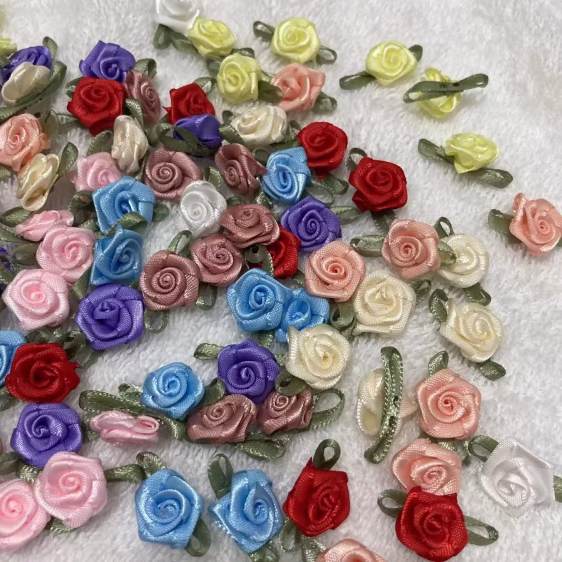 Mawar Mini: Kecantikan dalam Ukuran Kecil